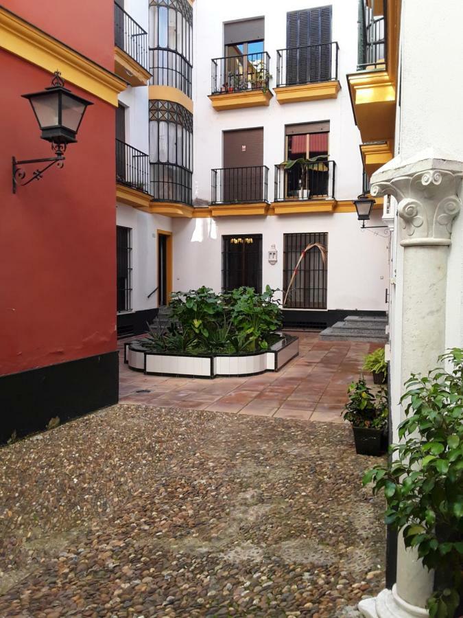 Junto A Casa Pilatos Apartment Seville Luaran gambar